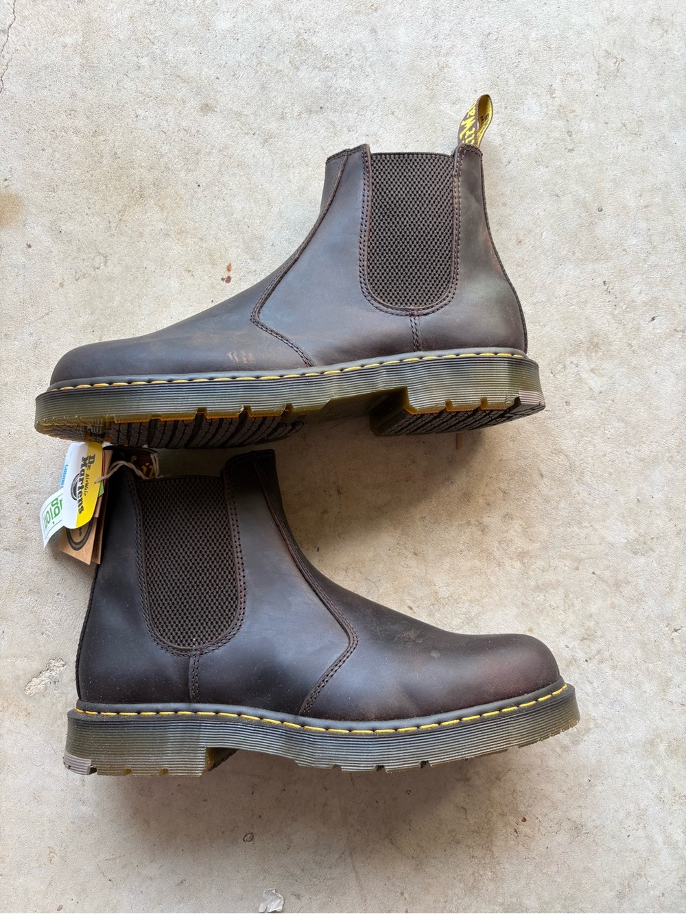 Dr. Martens 2976 Bex Chelsea Boots Dark Brown Crazy Horse Leather